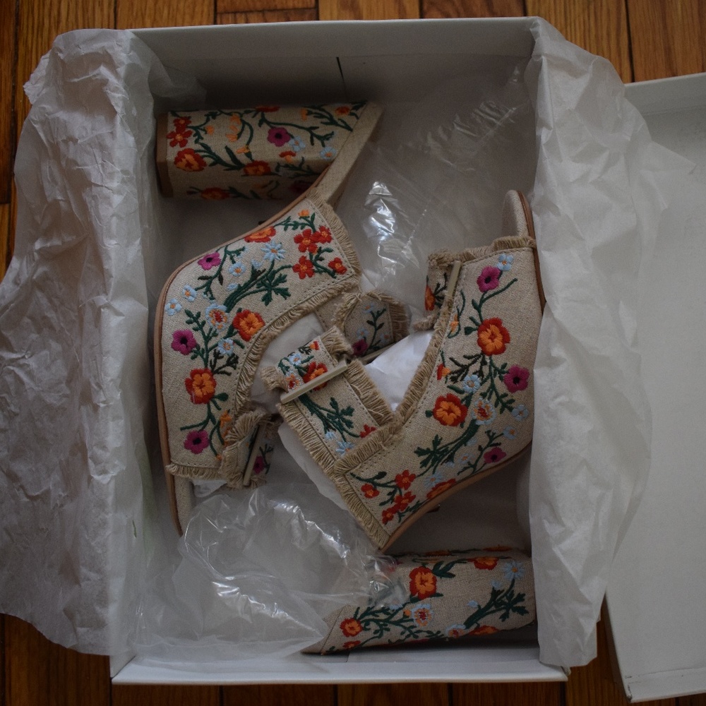 NEW SCHUTZ TCherri Block Heel Sandals - Natural